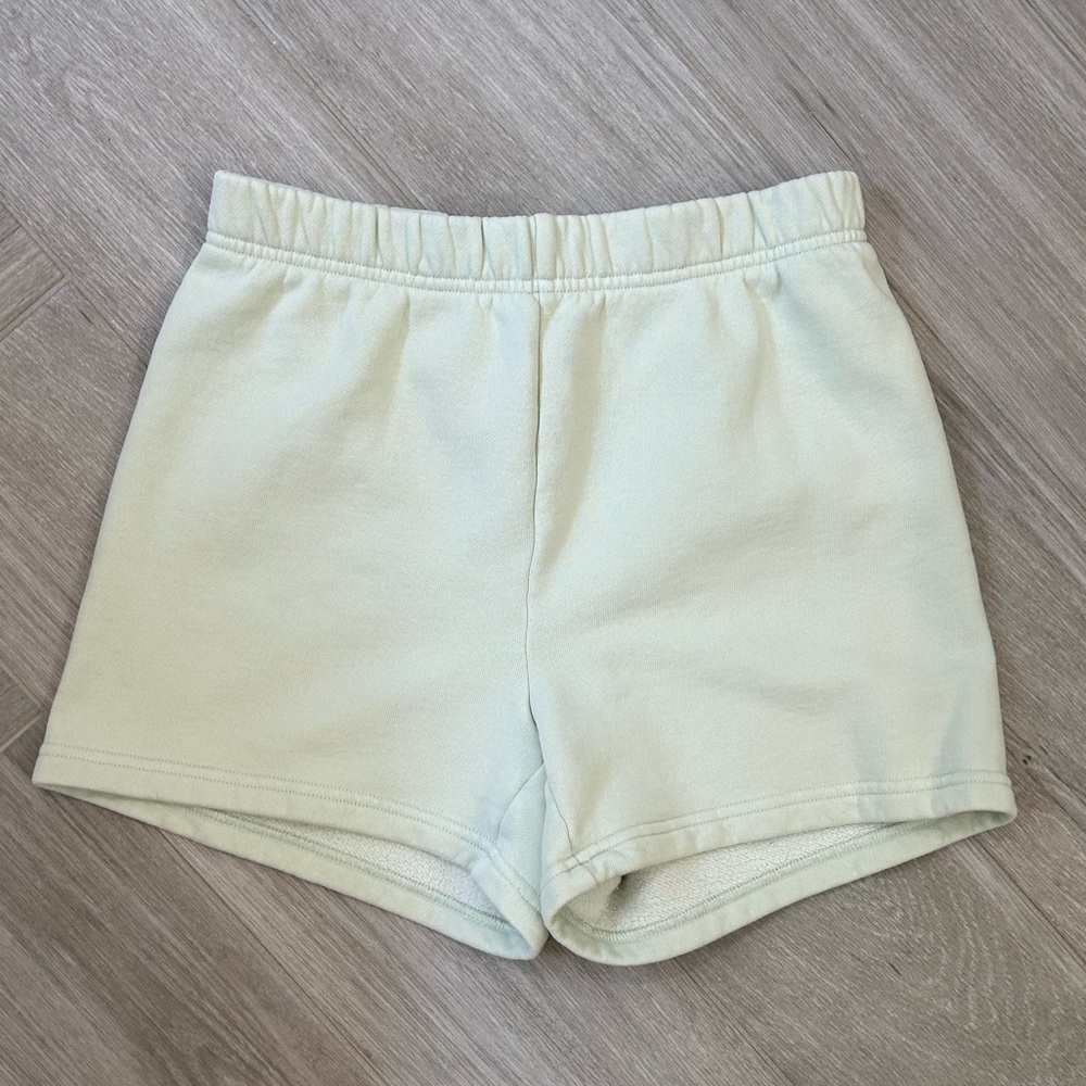 Aritzia TNA Cozy Fleece Perfect Sweatshorts Size XS Light Mint Green